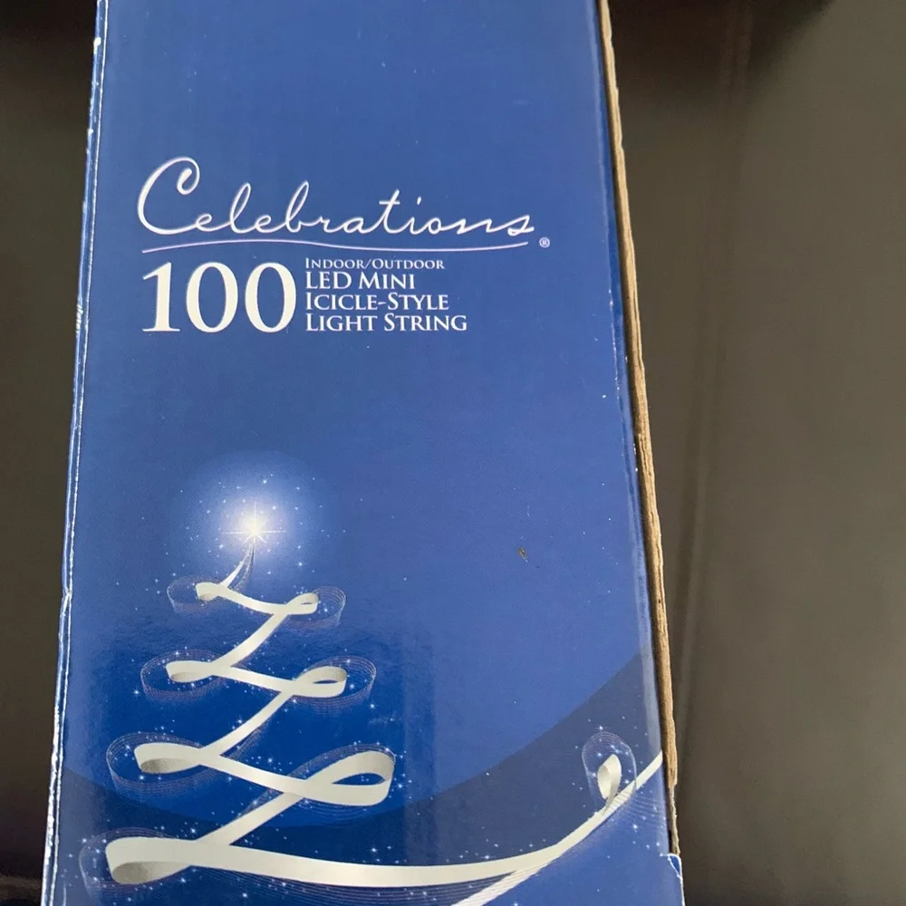 NOS ICICLE STYLE 100 count String Christmas Lights 6ft Celebrations LED Tested